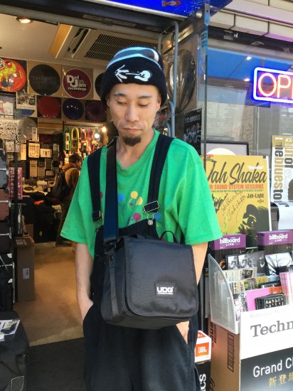 入荷しました！UDG７インチレコードバッグ「EP盤レコード収納」「7