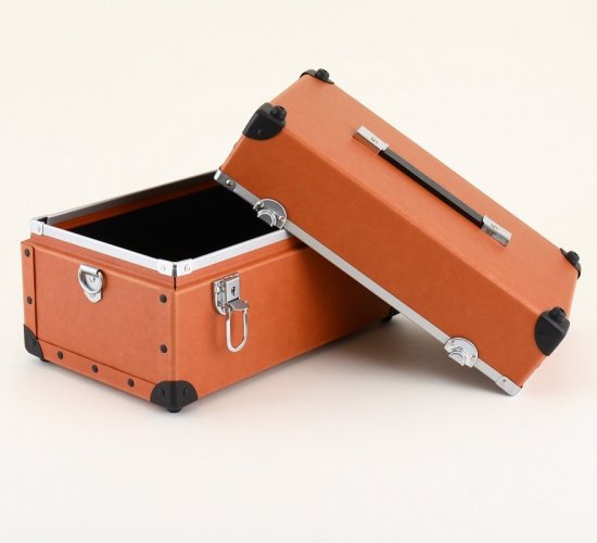 レコード針の樽屋から、理想的なレコード持ち運び用BOXケース「FRB-07