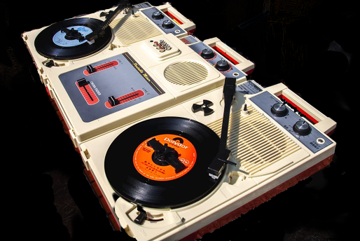 電池で使える、ポータブルDJセット/ポータブルDJ機器! 電池で使える、ポータブルDJセット/ポータブルDJ機器!