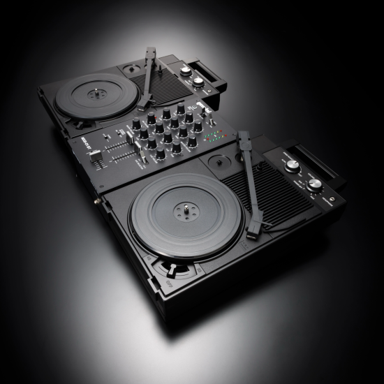樽屋ポータブルDJセット|Black Technics 7” slip mats Edition 樽屋ポータブルDJセット|Black Technics 7” slip mats Edition
