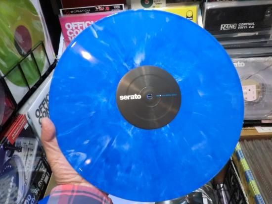 serato、コントロールヴァイナル、スクラッチライブ、scratch