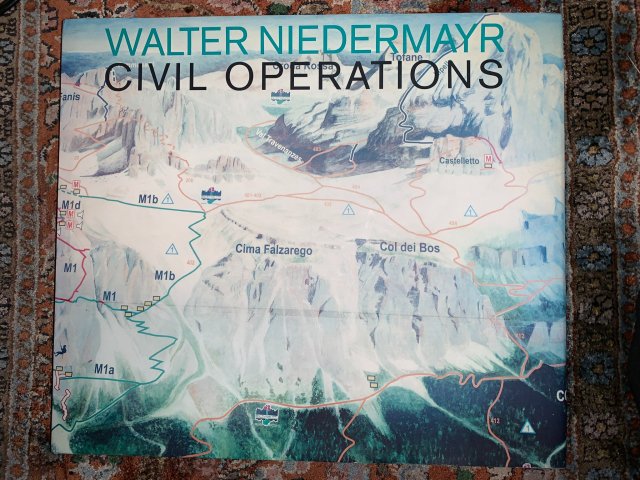 Walter Niedermayr / CIVIL OPERATIONS  /ZIVILE OPERATIONEN