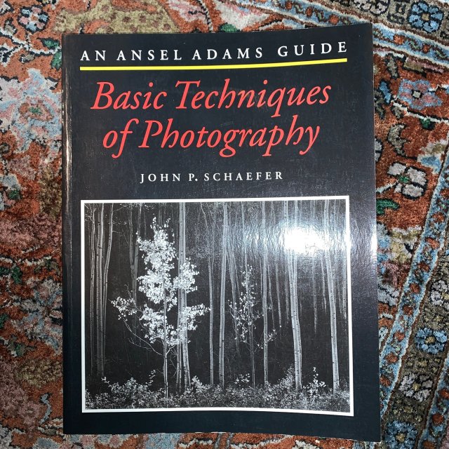 AN ANSEL ADAMS GUIDE  Basic Techniques of Photography