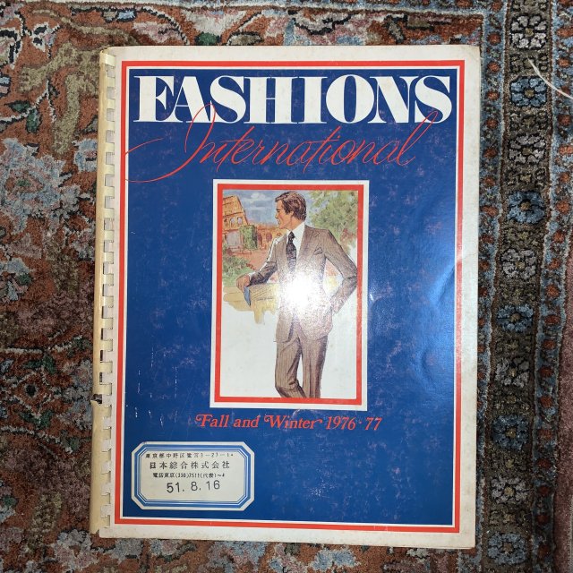 <img class='new_mark_img1' src='https://img.shop-pro.jp/img/new/icons1.gif' style='border:none;display:inline;margin:0px;padding:0px;width:auto;' />FASHIONS international  fall & winter 1976・77