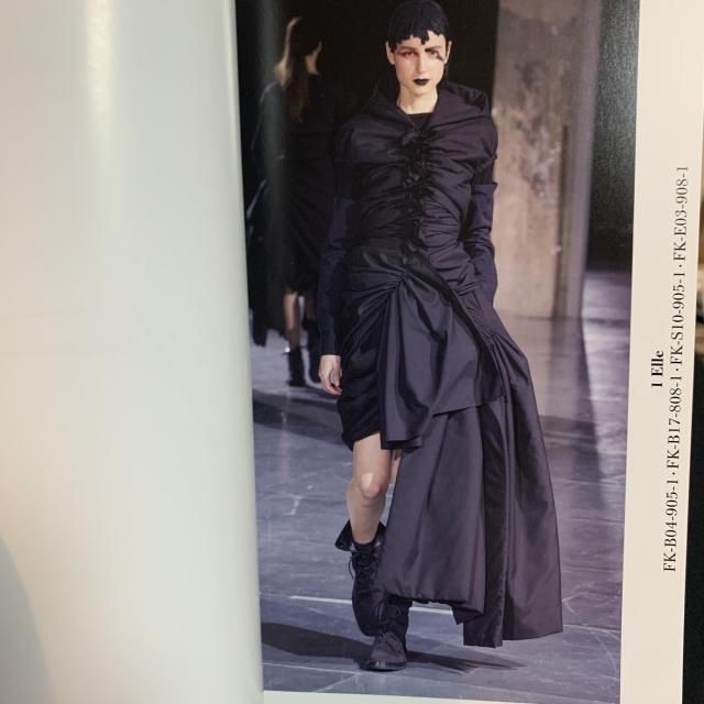 コレクション Yohji Yamamoto 1988 Fashion Look Book Yohji Yamamoto 1988 Fashion Look Book - Yohji Yamamoto 1988