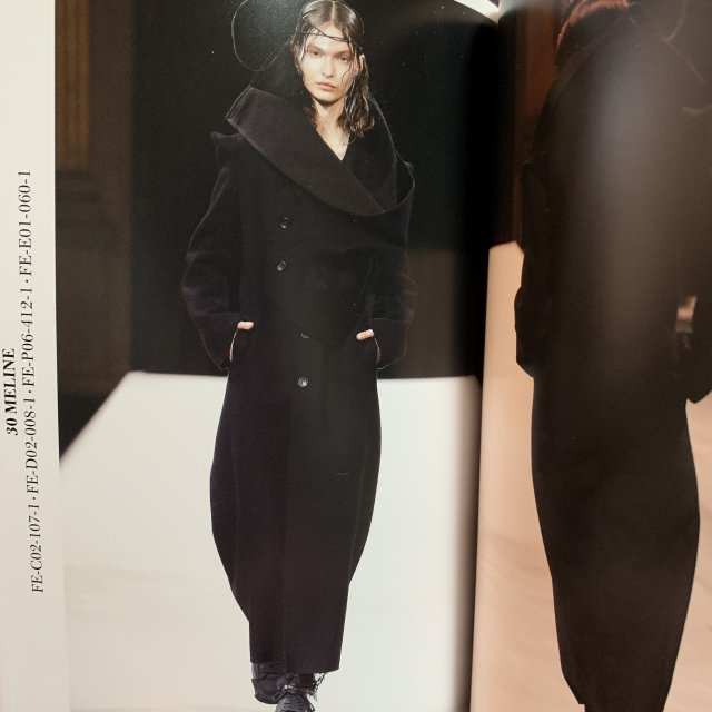 Yohji Yamamoto femme 2022-23 autum & winter collection look book - 古本屋　 Tweed Books