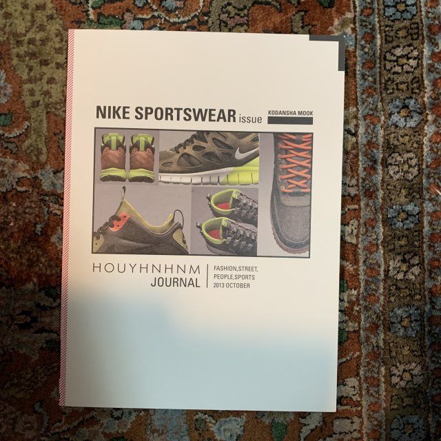 <img class='new_mark_img1' src='https://img.shop-pro.jp/img/new/icons1.gif' style='border:none;display:inline;margin:0px;padding:0px;width:auto;' />houyhnhnm journal  nike sportswear issue