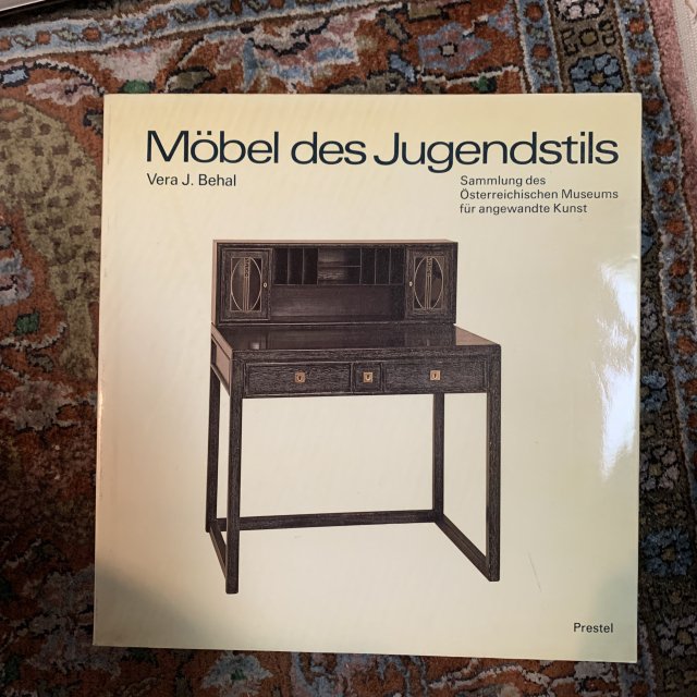 Mobel des Jugendstils  /  Vera J .Behal  