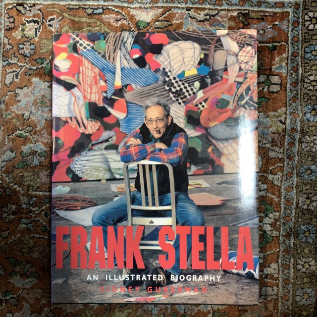 <img class='new_mark_img1' src='https://img.shop-pro.jp/img/new/icons7.gif' style='border:none;display:inline;margin:0px;padding:0px;width:auto;' />Frank Stella : An Illustrated Biography 