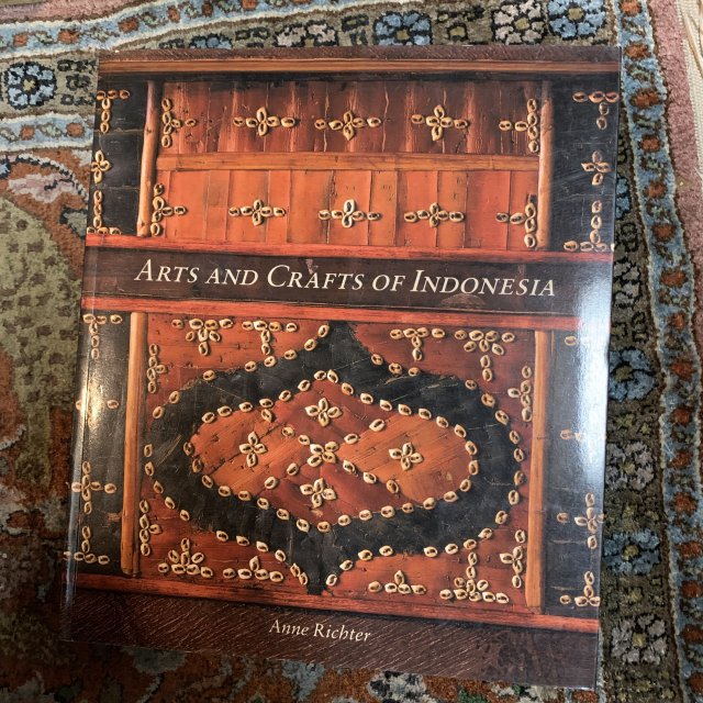 ARTS AND CRAFTS OF INDONESIA