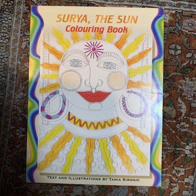 <img class='new_mark_img1' src='https://img.shop-pro.jp/img/new/icons2.gif' style='border:none;display:inline;margin:0px;padding:0px;width:auto;' />SURYA , THE SUN  Colouring Book