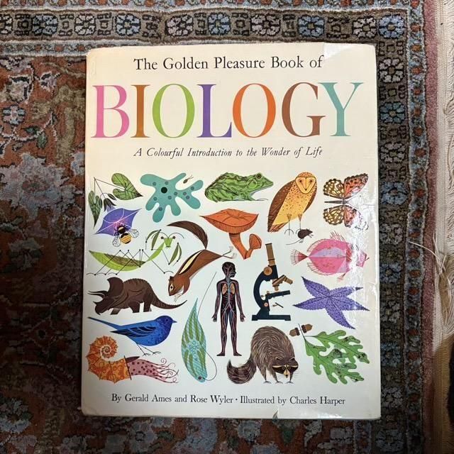 <img class='new_mark_img1' src='https://img.shop-pro.jp/img/new/icons2.gif' style='border:none;display:inline;margin:0px;padding:0px;width:auto;' />The Golden Pleasure Book of BIOLOGY   A colourful Introduction to the Wonder of life