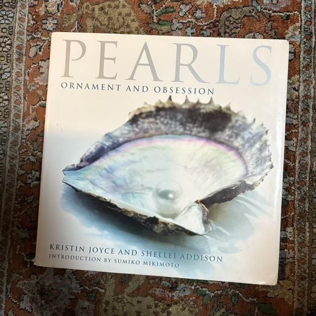 <img class='new_mark_img1' src='https://img.shop-pro.jp/img/new/icons2.gif' style='border:none;display:inline;margin:0px;padding:0px;width:auto;' />PEARLS  ORNAMENT AND OBSESSION