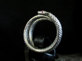 Simple Long Snake Ring in stoneץ󥰥͡inӡ