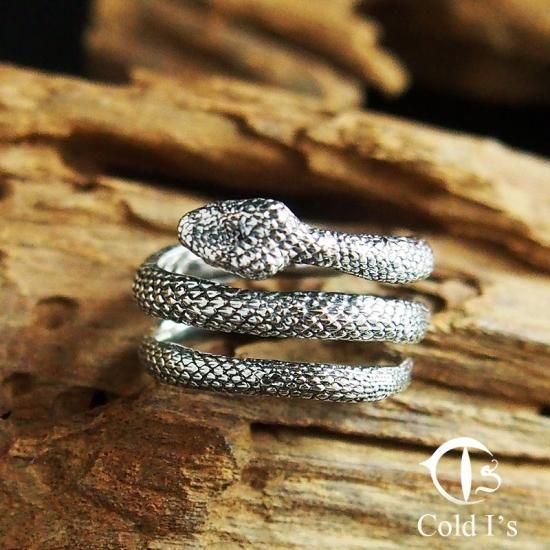 Cold I's,コールドアイズ,White-Bush Viper Ring,- SILVER SHIELD Cold I's,コールドアイズ,White-Bush Viper Ring,- SILVER SHIELD