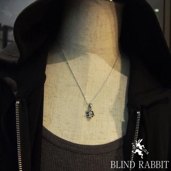 BLIND RABBIT-ブラインドラビット-カエル PENDANT- SILVER SHIELD