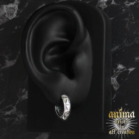 anima exists in all creation-銀豹の首輪 ピアス - SILVER SHIELD