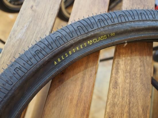 【みらいパパ】ARESBIKES A-CLASS 20✕1.90 2本 ARES BIKES A-CLASS 20×1.90 SIL 125 SAND bmx 一輪車 タイヤ