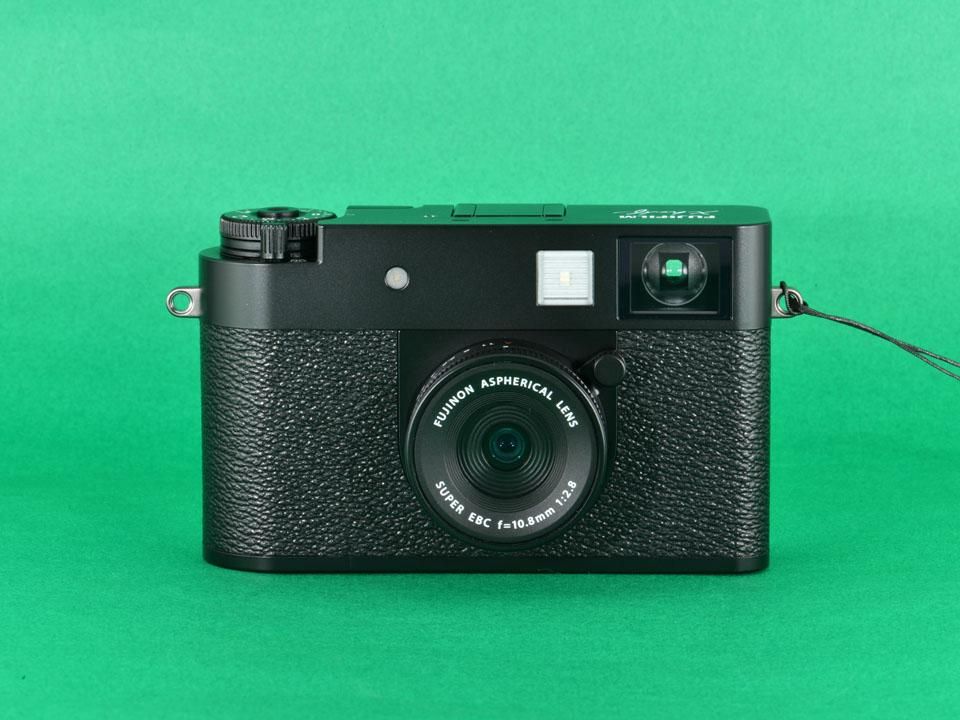 フジフイルム X half (FUJIFILM X-HF1) ブラック 新品