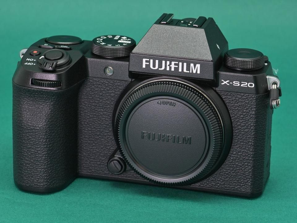フジフイルム X-S20 ボディ単体 ブラック 新品