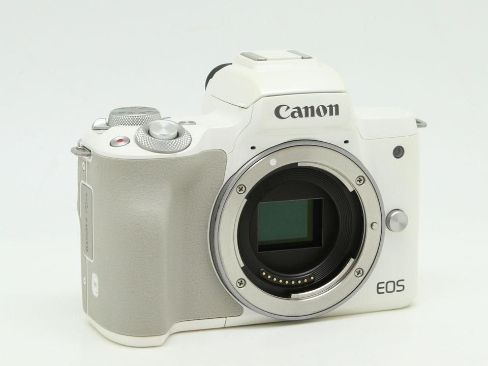 【あきら】Canon EOS Kiss M ホワイト Canon EOS Kiss M (Double Lens Kit) EOSKISSMWHWLK (White