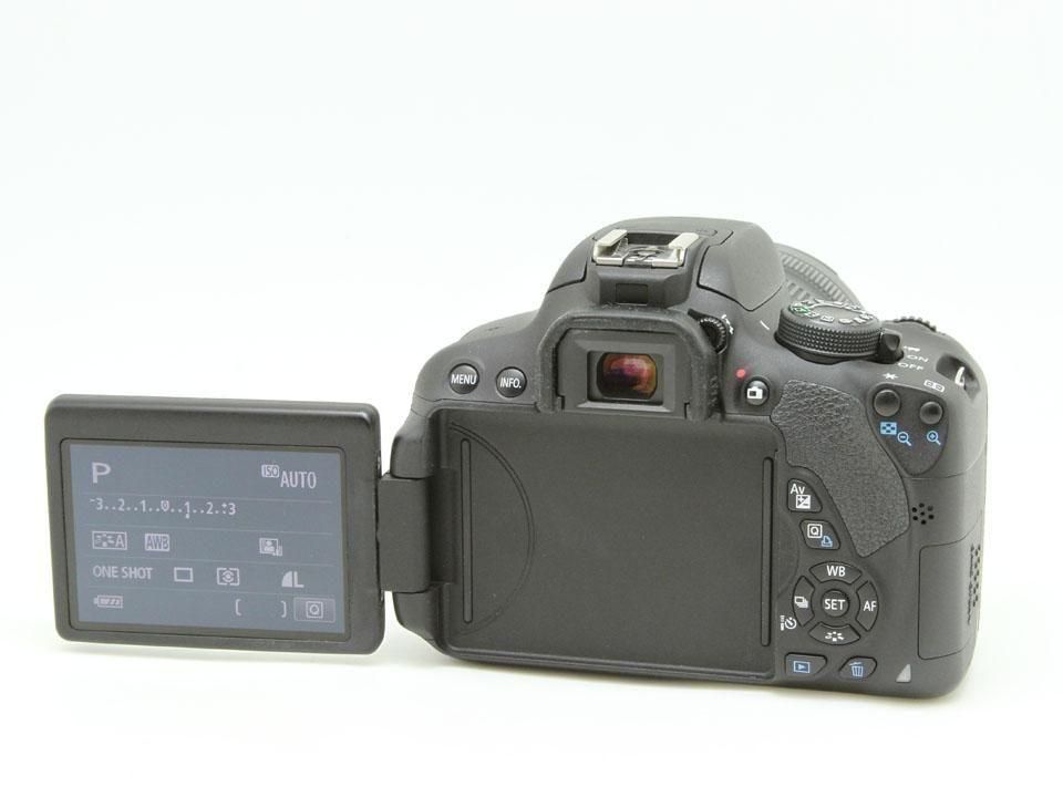 デジタルカメラ CANON EOS KISS X7i EF-S 18-135MM Amazon.co.jp: Canon デジタル一眼レフカメラ EOS Kiss X7i