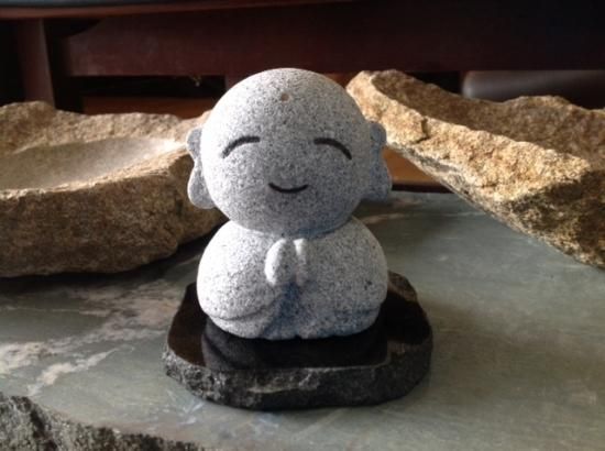 地蔵 台付 80×H95㎜ - 石・置物の販売「いよせきアートショップ」 ここ