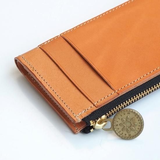美品】アタオ 長財布 フラグメントケース ロゴ金具 L字