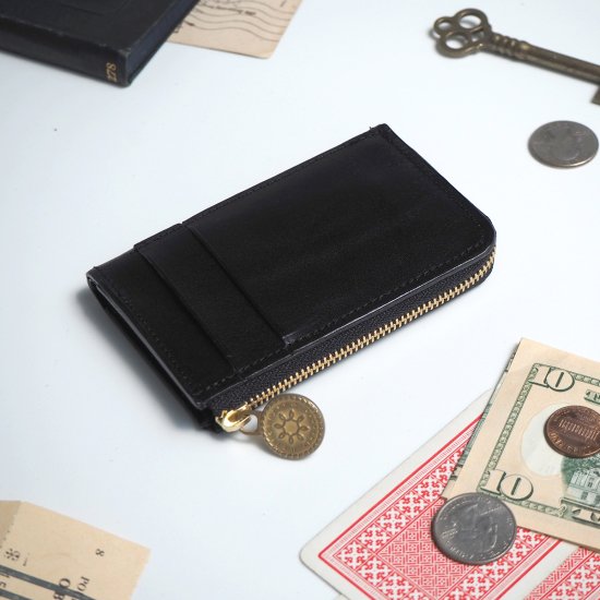 L字ファスナー フラグメントケース（ブラック）パス カード ミニ財布 - アートな革小物 『 HELI ヘリクリサム 』 -Official Shop-