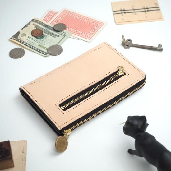 L字ファスナー ミドル財布「歩くクロネコ（ヌメ）」 牛革