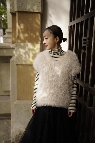 shaggy knit vest (ivory) - BayBee