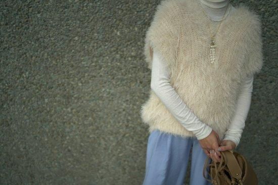 予約】shaggy knit vest (ivory) - BayBee