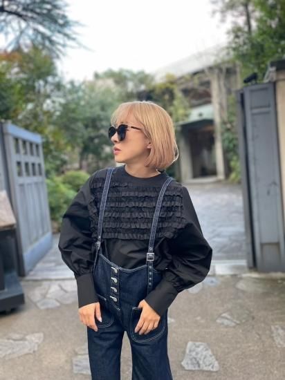 slanting frill blouse(black) - BayBee