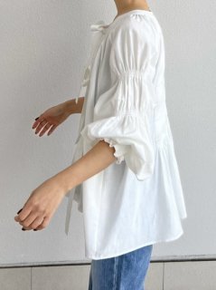 【予約】ribbon tuck blouse(white)