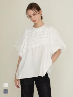 slanting frill puff blouse