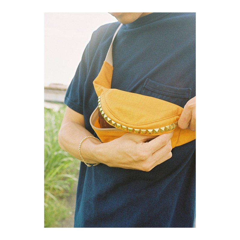 THE UNION STUDS WAIST POUCH ショルダーバッグ - ボディーバッグ