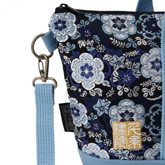 SALE❣️✨西陣帯地使用✨大容量手提げバッグ　新品 SALE❣️✨西陣帯地使用✨大容量手提げバッグ 新品安い 通販