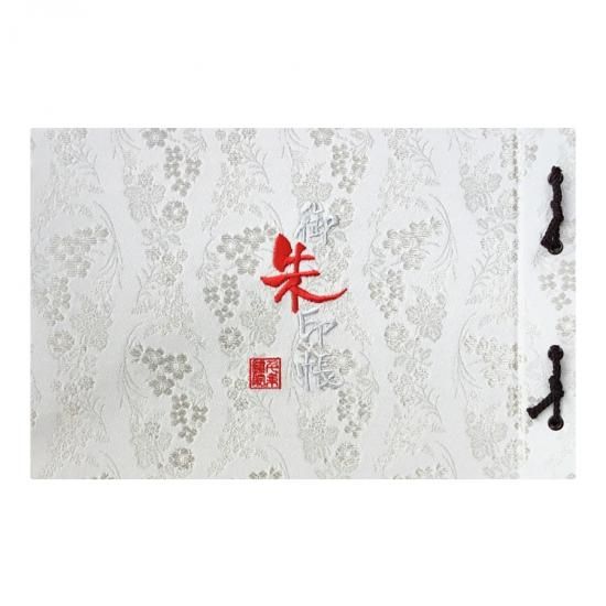 千糸繍院 見開き御朱印ポケットファイル 見開き大判サイズ 白銀小桜 刺繍縫工処 千糸繍院 Senshishuin 千糸繍院 見開き御朱印ポケットファイル 見開き大判サイズ 白銀小桜 刺繍縫工処 千糸繍院 Senshishuin
