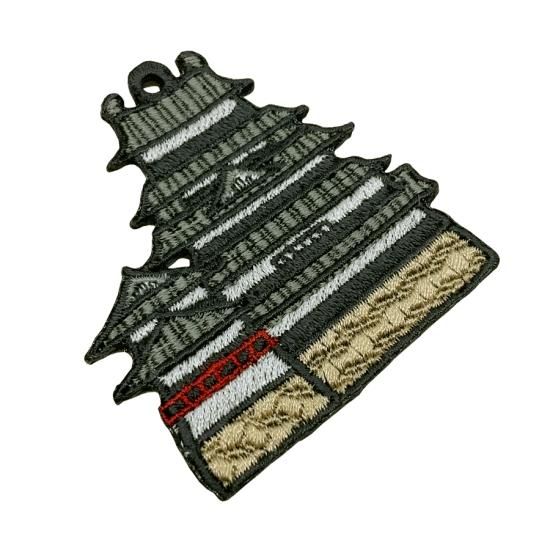 千糸繍院 刺繍お城キーホルダー - 刺繍縫工処 千糸繍院