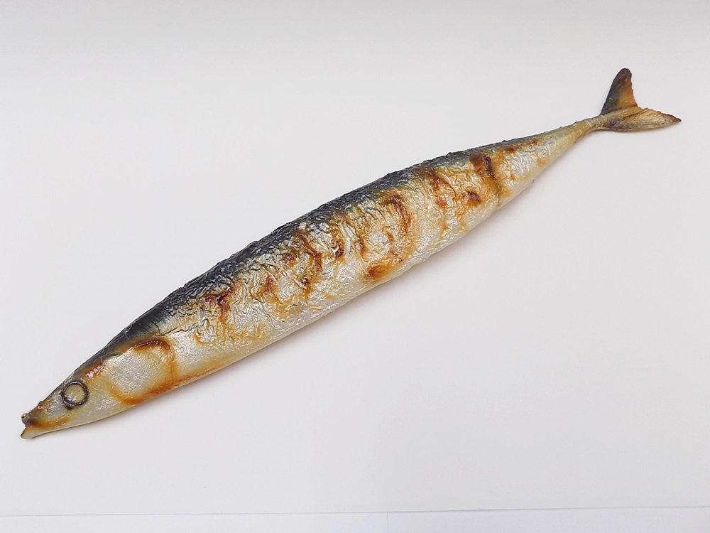 森野サンプル　マグネット：焼秋刀魚　食品サンプルの製造と販売