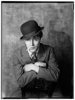 Berenice Abbott portraits parisiens　1925 Berenice Abbott: Paris Portraits 1925–1930 | MONOVISIONS