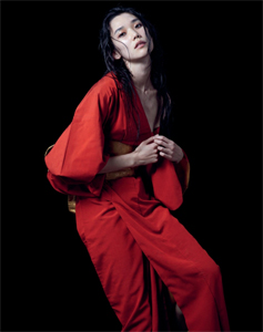 【希少】X-RAY:François Nars/フランソワ・ナーズ 写真集 X-RAY / François Nars | CROSS_BOOKSHELF | VISIONAIRE