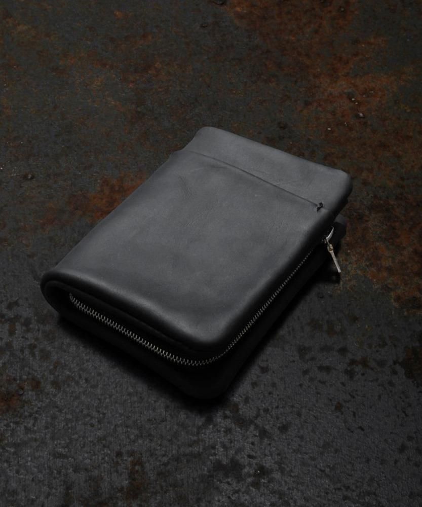ISAMU KATAYAMA BACKLASH 2-FOLD SMART WALLET / GUIDI CALF
