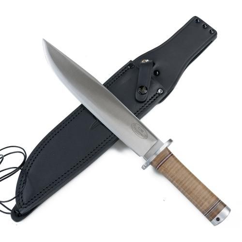 ファルクニーベン(FALLKNIVEN)