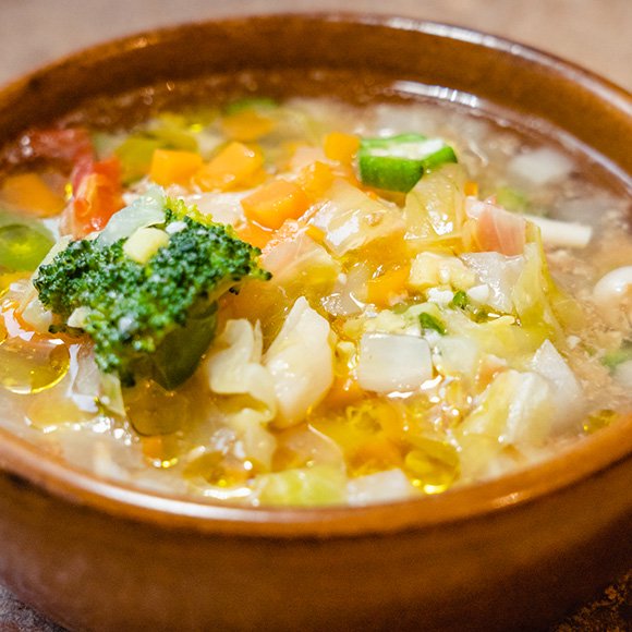 塩麹で野菜の甘味が引き立つヘルシースープ