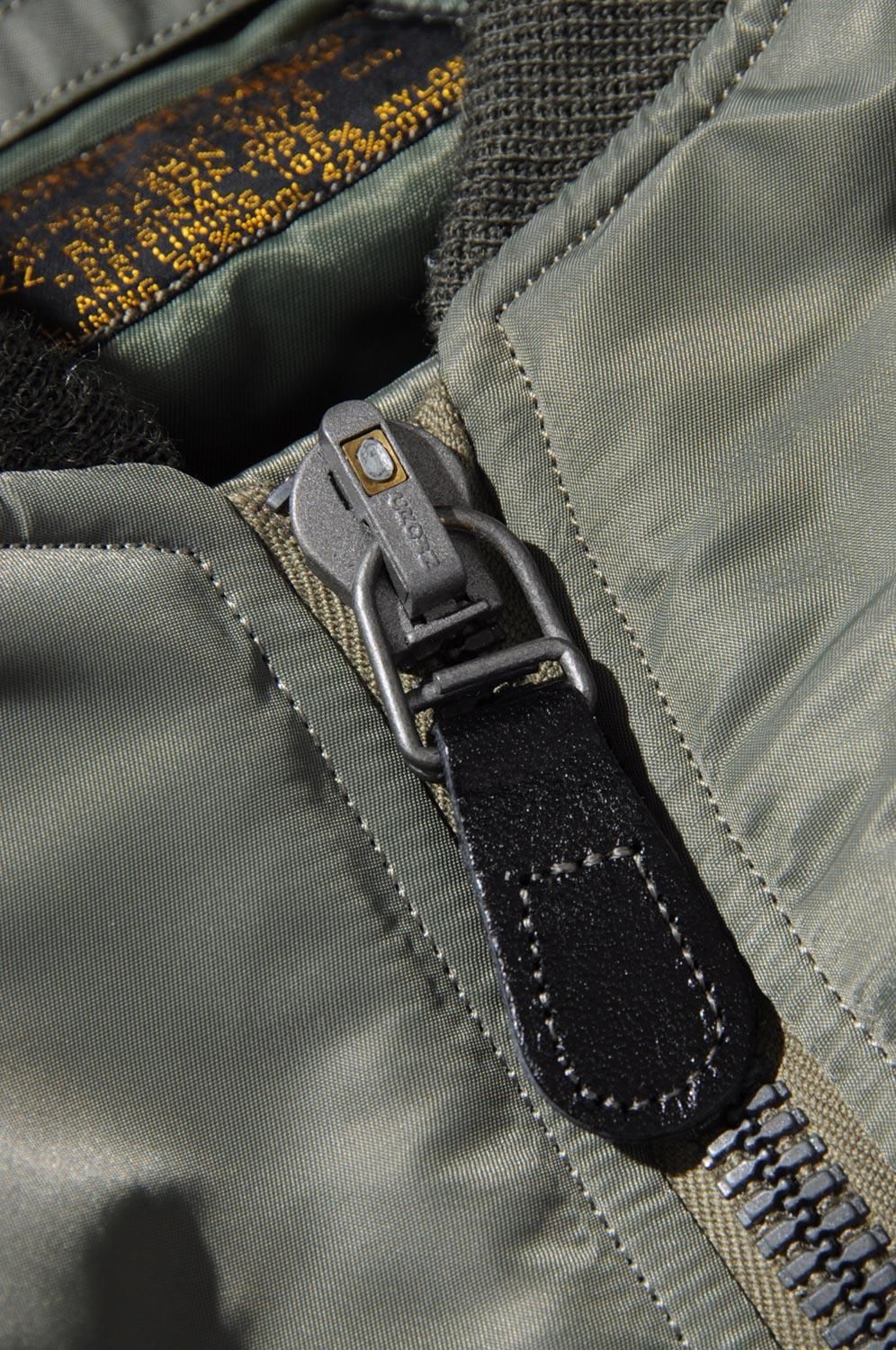 バズリクソンズ(BUZZ RICKSON'S) フライトジャケット MA-1 SLENDER