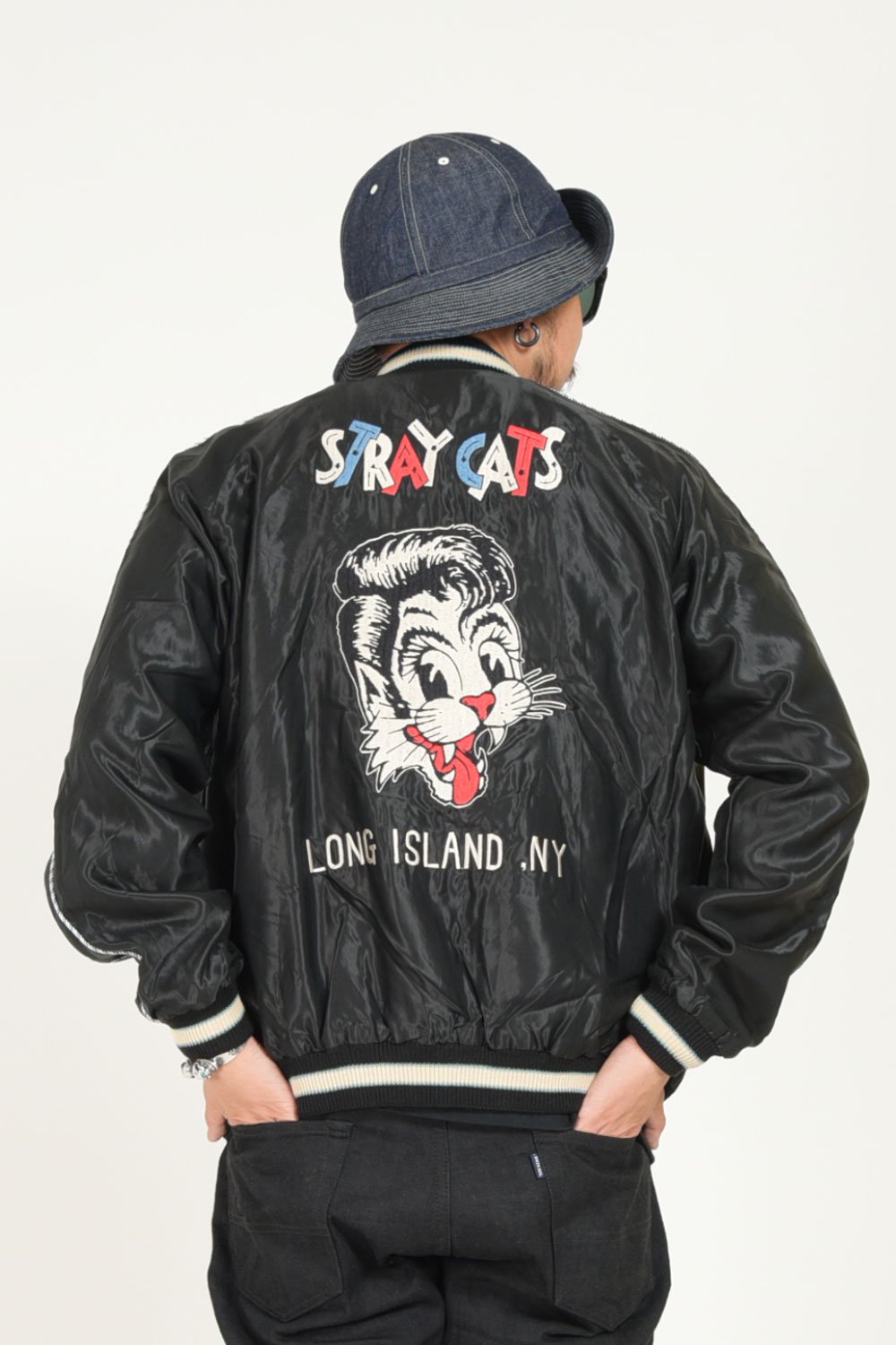 Stray hotsell cats jacket