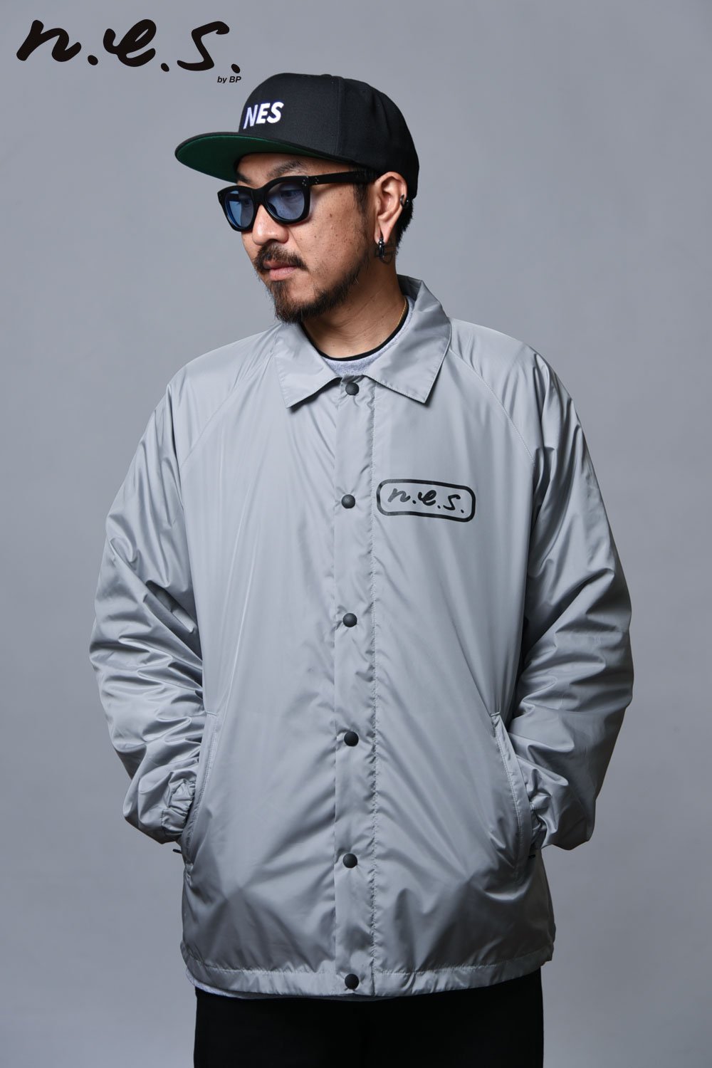 n.e.s. by BP(ネズ バイ ビーピー) コーチジャケット N.E.S. Logo Coach Jacket 公式通販 |  ハーレムストア公式通販サイト