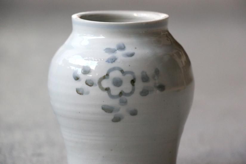 砥部焼 青白磁 つぼ型 花瓶