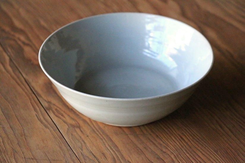 6寸鉢 ねずみ白 (砥部焼 池本窯)